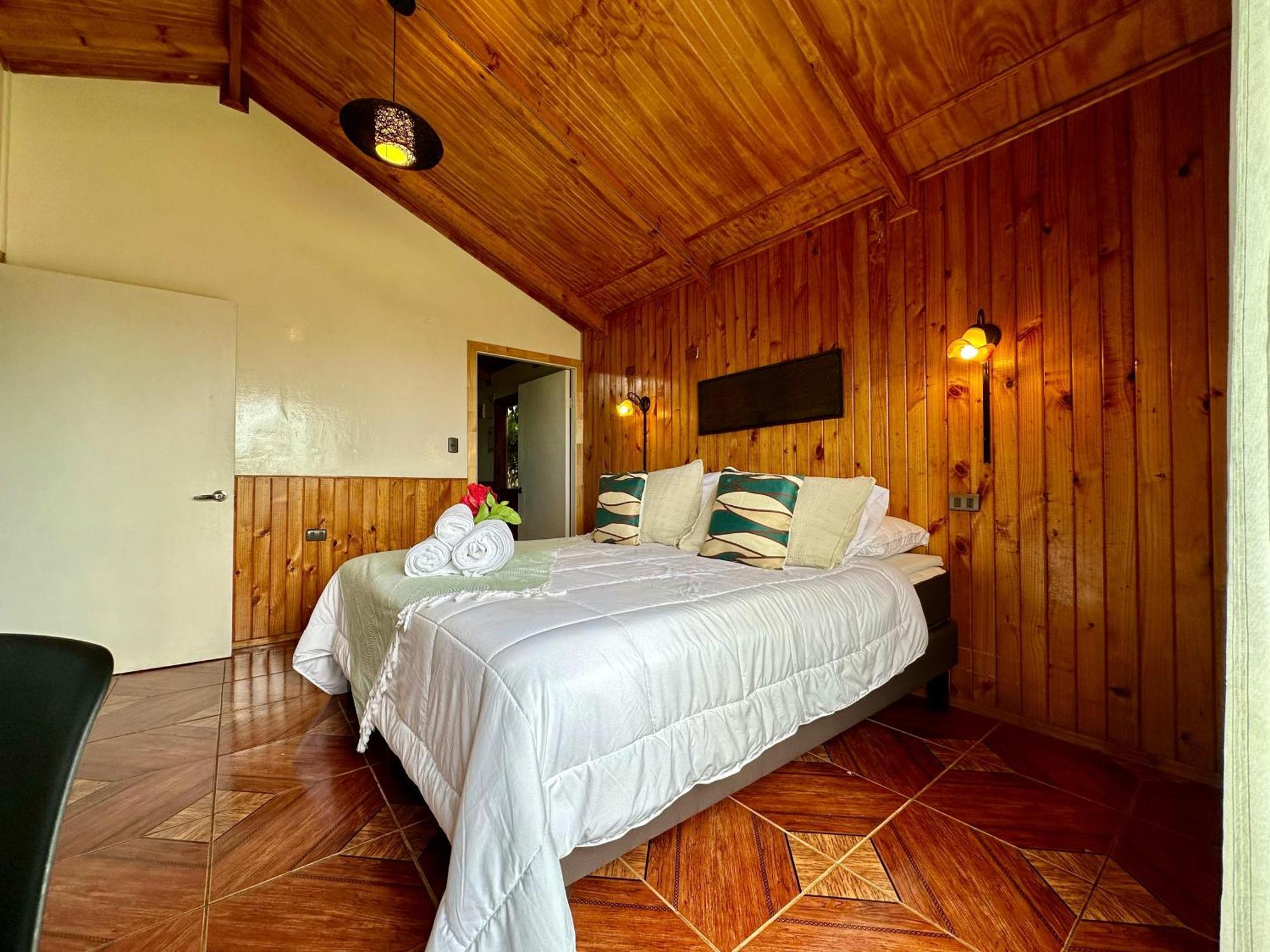 Paraiso Sunset Bungalows Hanga Roa Exterior photo