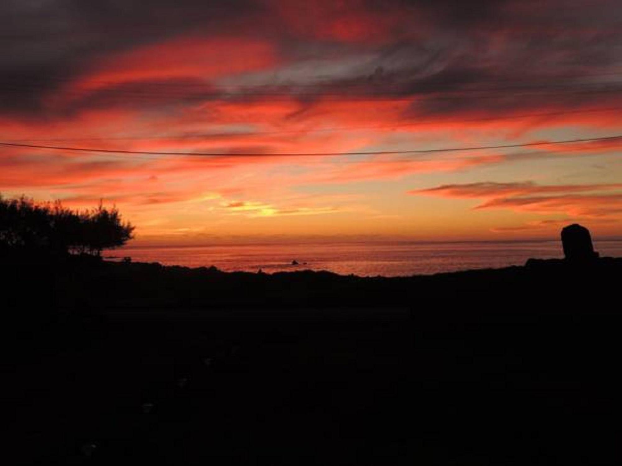 Paraiso Sunset Bungalows Hanga Roa Exterior photo